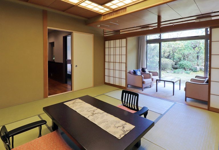 동관 귀빈실 오이마쓰노마 (老松の間)